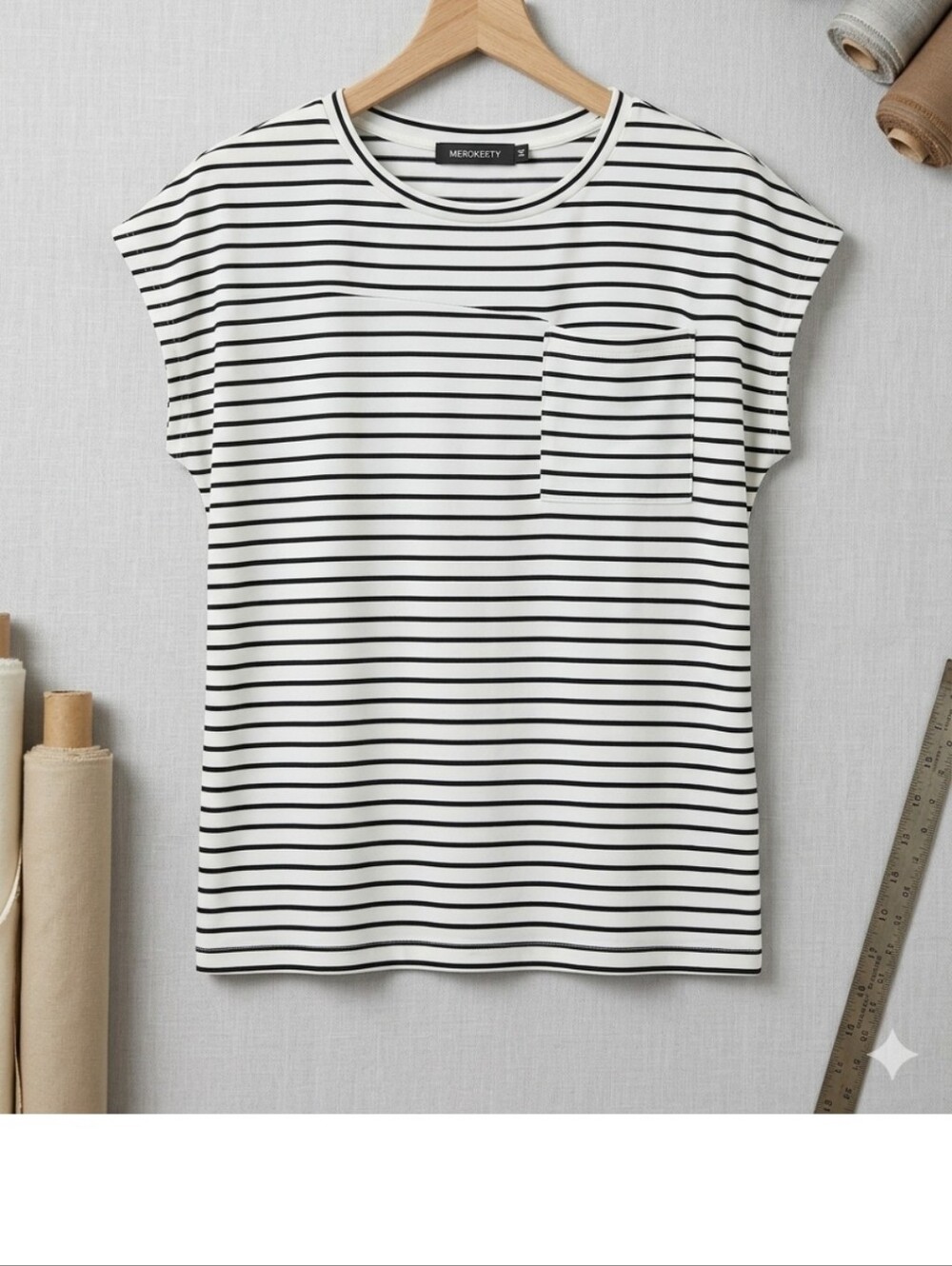 MEROKEETY striped Med Tee.